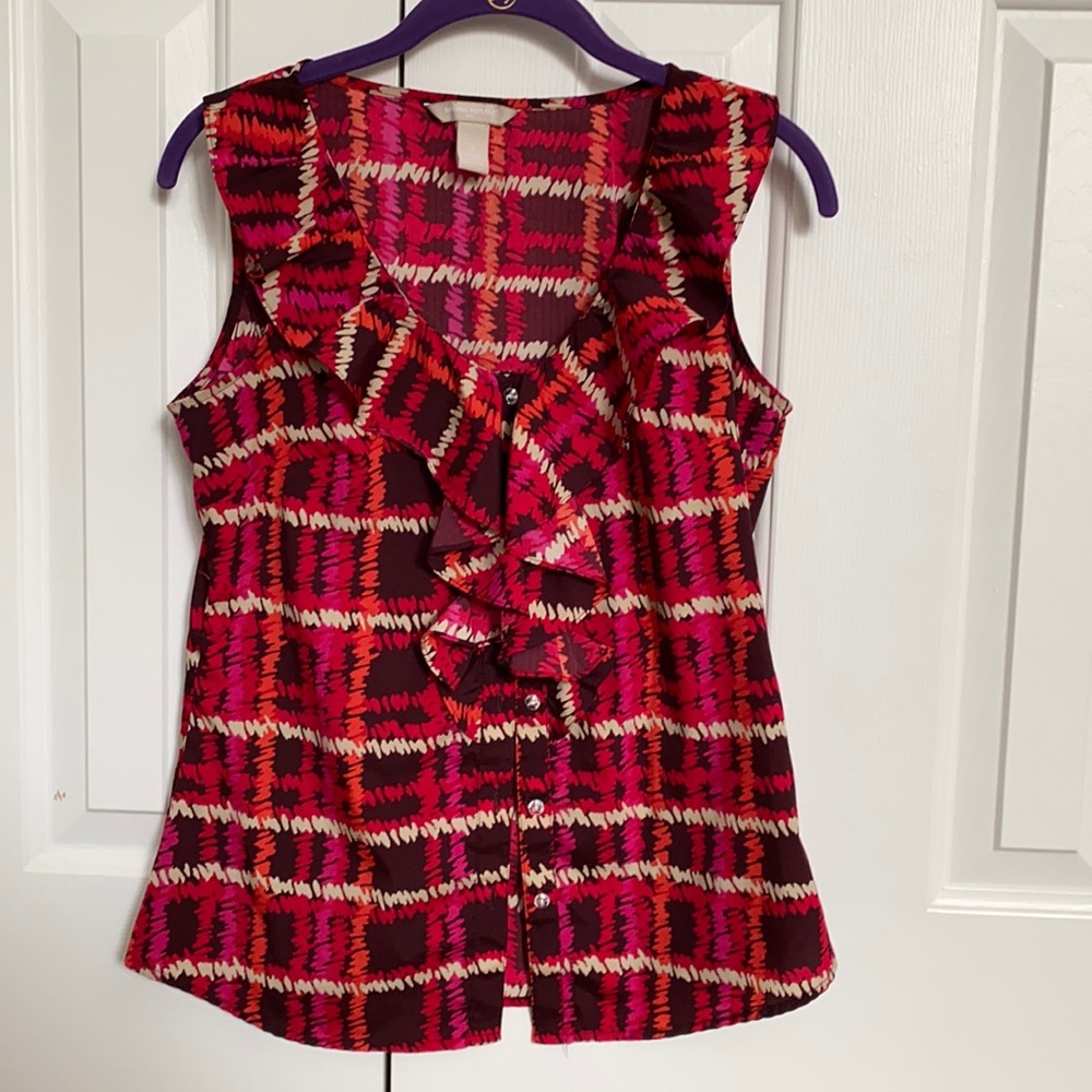 Banana Republic size small sleeveless dress shirt, red pink and orange, collar